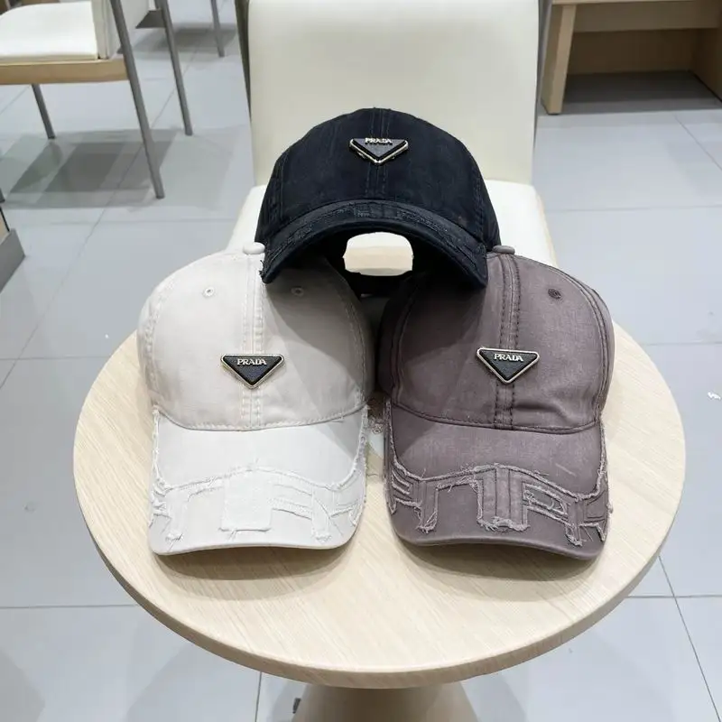 Prada Cap 021002